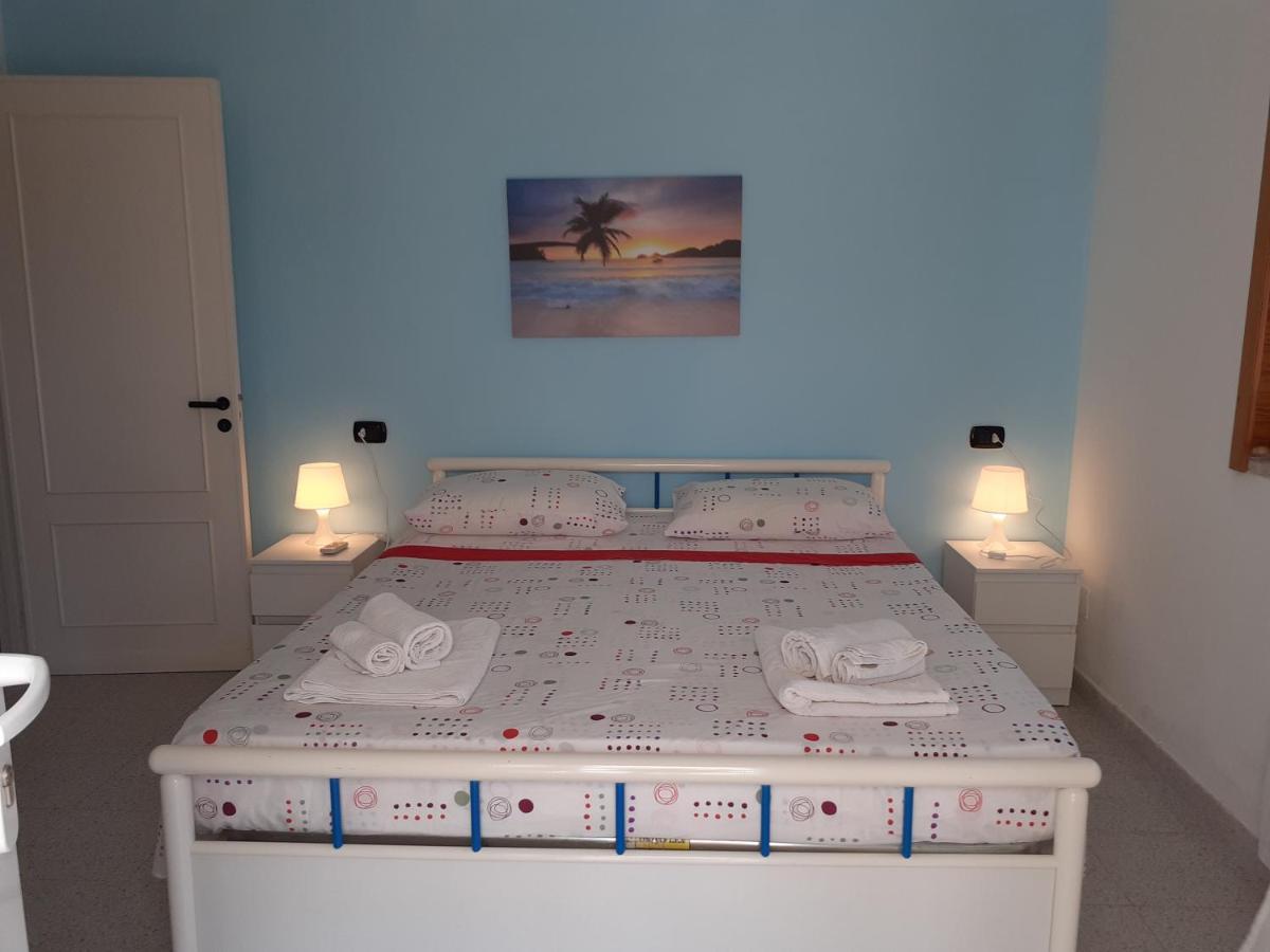 Casa Vacanza Fiorella Torre dell'Orso Εξωτερικό φωτογραφία