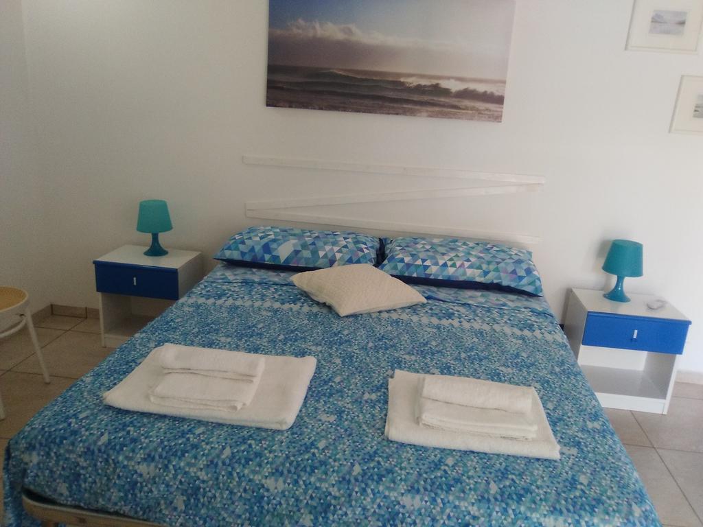 Casa Vacanza Fiorella Torre dell'Orso Εξωτερικό φωτογραφία
