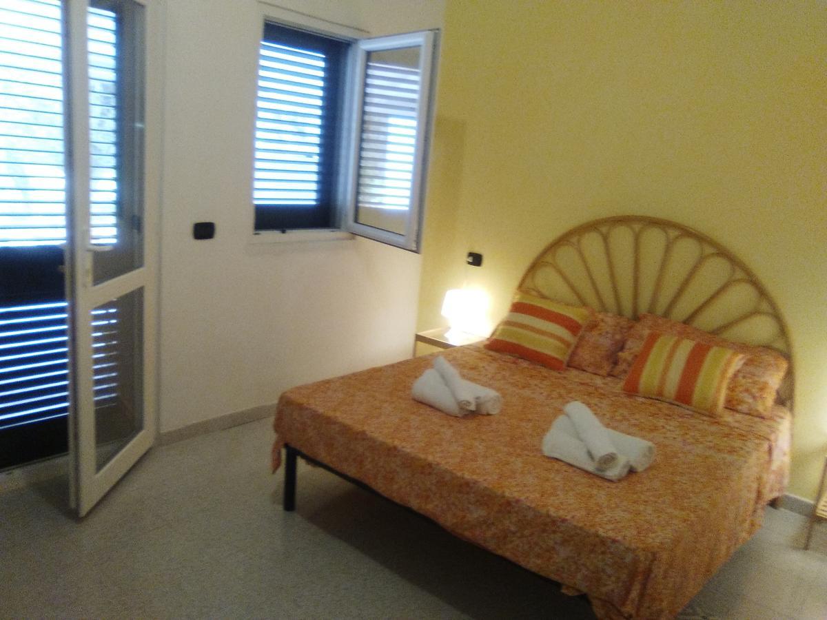 Casa Vacanza Fiorella Torre dell'Orso Εξωτερικό φωτογραφία