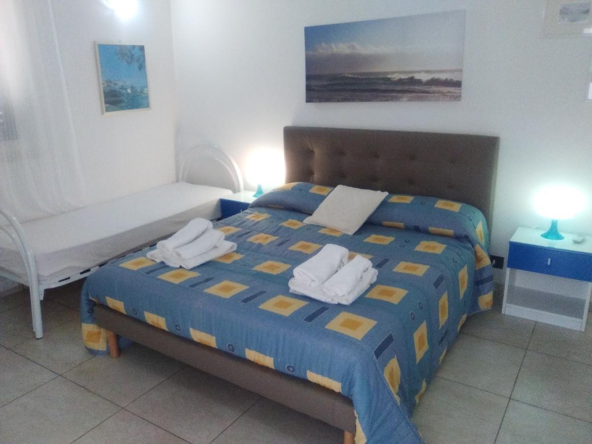 Casa Vacanza Fiorella Torre dell'Orso Εξωτερικό φωτογραφία